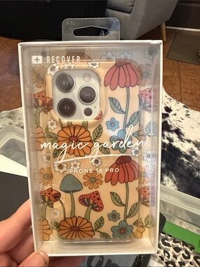 Recover Magic Garden Floral iPhone 14 Pro Case - Yellow